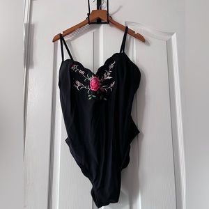 Newport News Swim has structured support top and adjustable straps 14